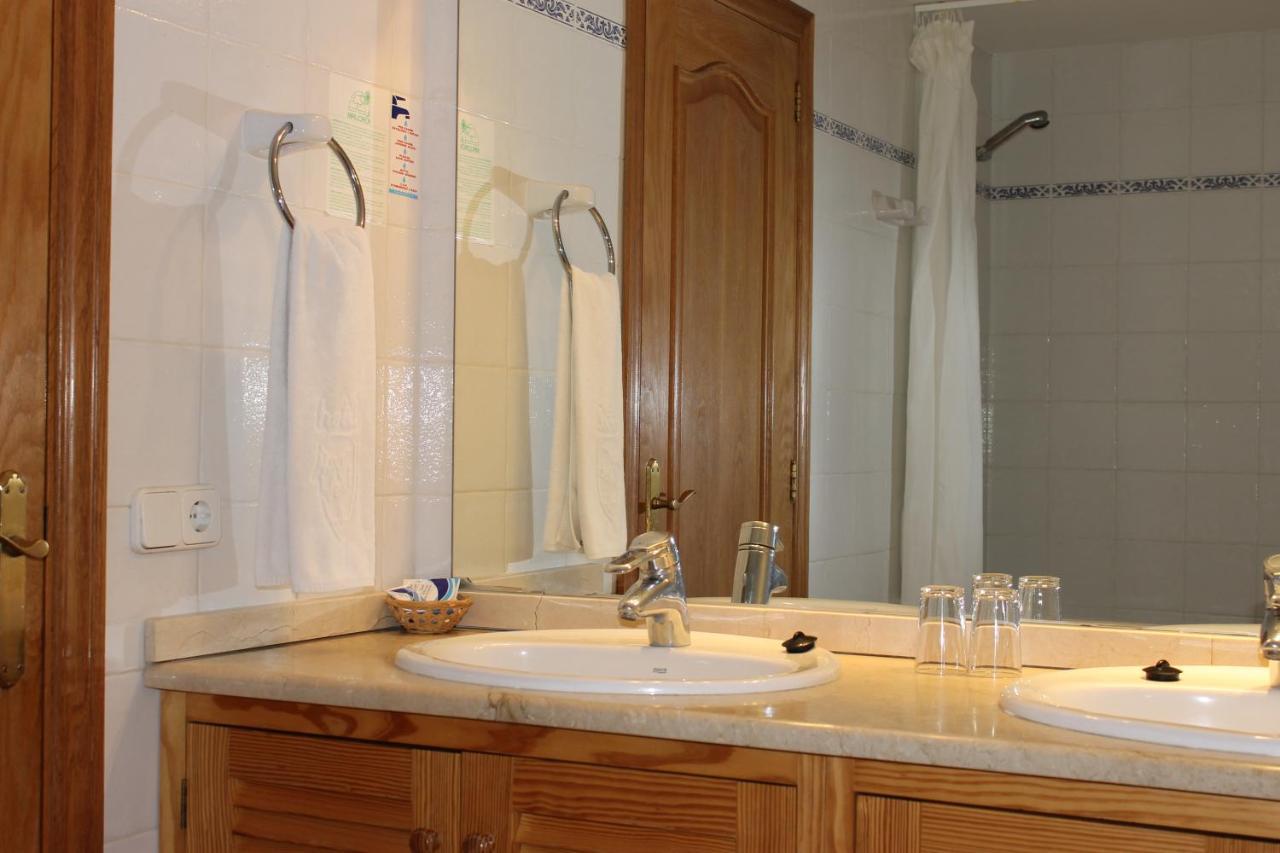 Mar I Vent Hotel Banyalbufar Room photo